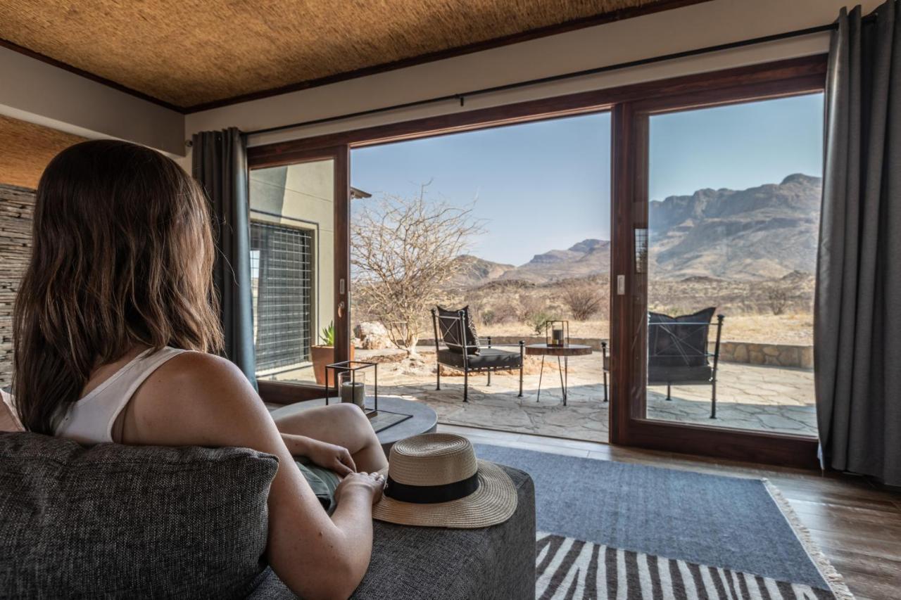 Hohenstein Lodge Usakos Esterno foto